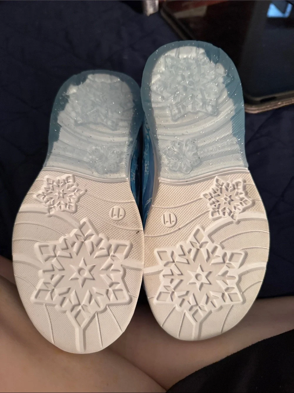 Girls' Disney frozen Light Blue Holographic Sneakers